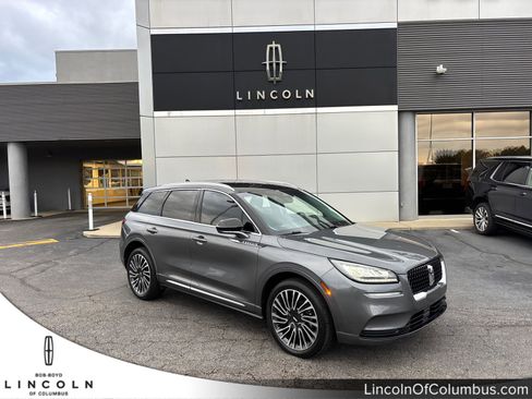Used 2022 Lincoln Corsair Reserve w/ Sport Package image 1