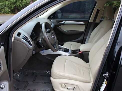 Used 2013 Audi Q5 2.0T Premium Plus AWD/4WD image 10