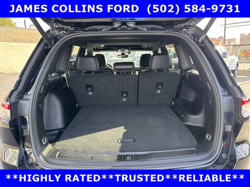 Used 2024 Jeep Grand Cherokee Altitude AWD/4WD image 12