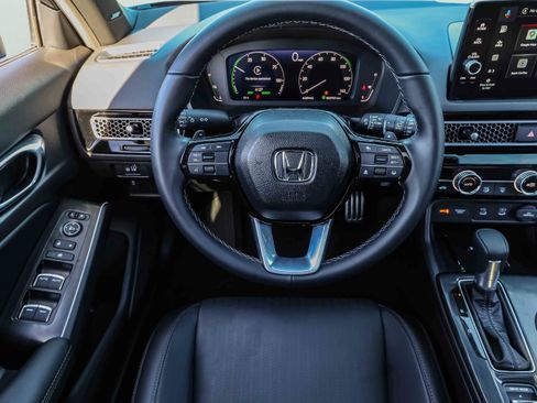 Used 2025 Honda Civic Sport Touring image 17