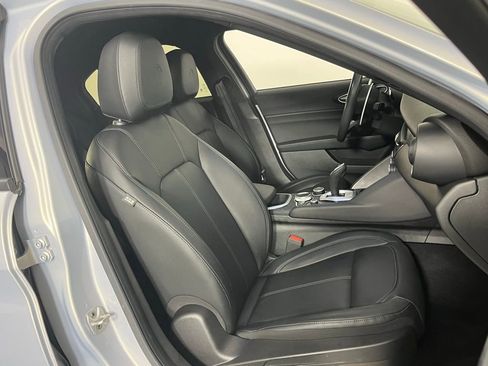 Used 2023 Alfa Romeo Giulia Sprint image 33