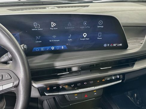 Used 2024 Cadillac XT4 Premium Luxury FWD image 18