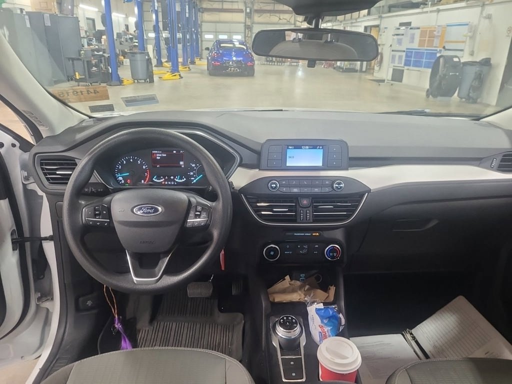 Used 2022 Ford Escape S AWD/4WD image 10
