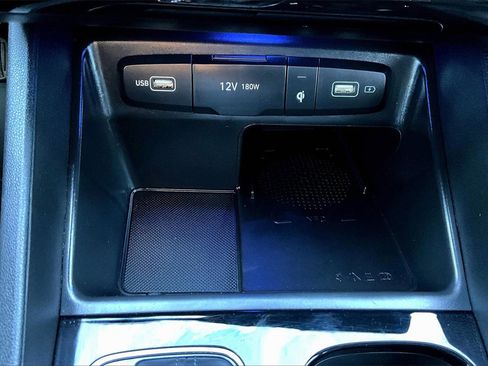 Used 2024 Hyundai Santa Cruz Limited image 17