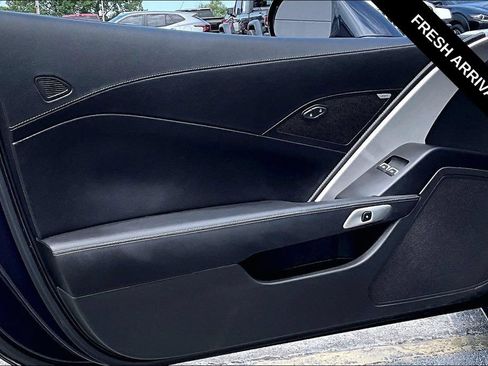 Used 2014 Chevrolet Corvette Stingray Coupe RWD image 18