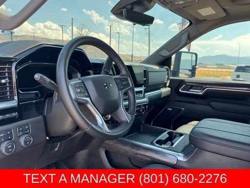 Used 2025 Chevrolet Silverado 3500 LTZ w/ LTZ Plus Package AWD/4WD image 20