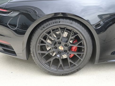 Used 2024 Porsche 911 Targa 4S image 11