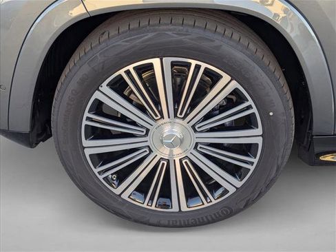 New 2026 Mercedes-Benz Maybach GLS 600 Maybach GLS 600 image 9