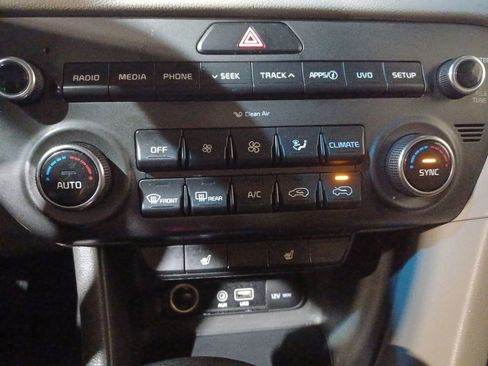 Used 2019 Kia Sportage LX w/ LX Popular Package image 16