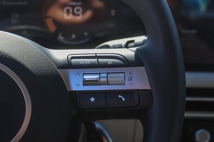New 2026 Hyundai Tucson SEL Plus FWD image 32