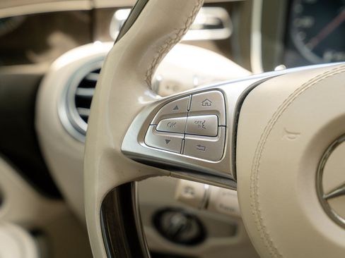 Used 2016 Mercedes-Benz S 550 4MATIC Coupe image 16