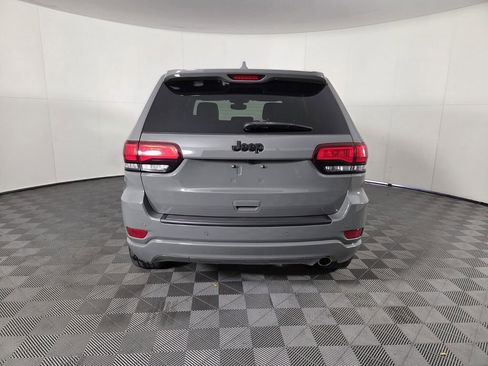 Certified 2022 Jeep Grand Cherokee Laredo X image 6