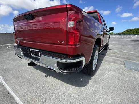 Used 2023 Chevrolet Silverado 1500 LTZ w/ Z71 Off-Road Package AWD/4WD image 37