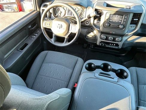 Used 2024 RAM 2500 Tradesman w/ Chrome Appearance Group image 14