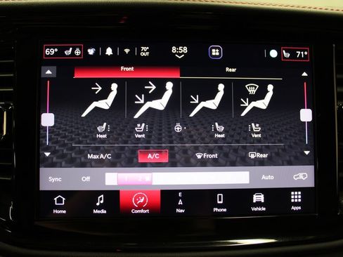 Certified 2024 Dodge Durango R/T AWD/4WD image 17