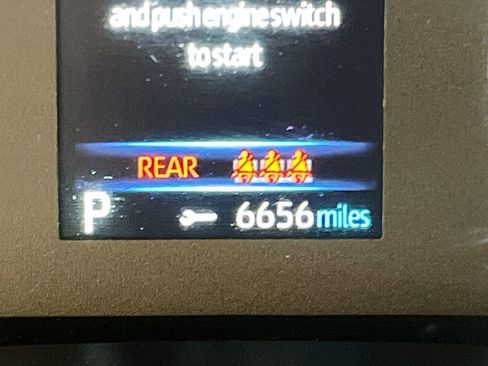 Used 2025 Toyota Corolla SE image 12