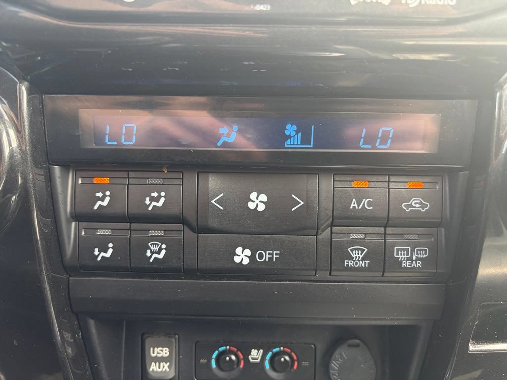 Used 2019 Toyota 4Runner Limited AWD/4WD image 32