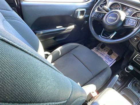 Used 2020 Jeep Wrangler Unlimited Sport image 15