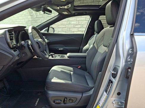 Used 2026 Lexus RX 350 Premium Plus w/ Convenience Package AWD/4WD image 14