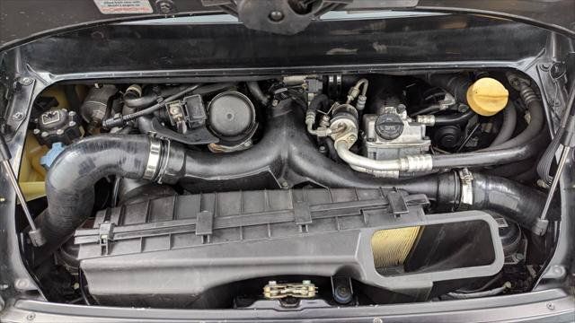 Used 2001 Porsche 911 Turbo AWD/4WD image 28