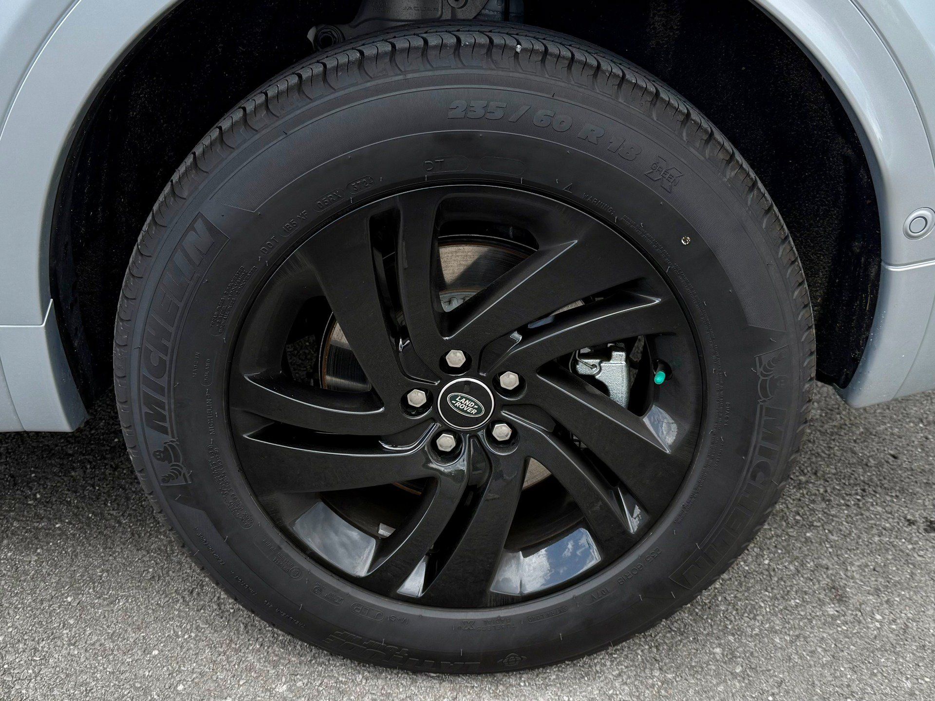 Used 2025 Land Rover Discovery Sport S AWD/4WD image 14