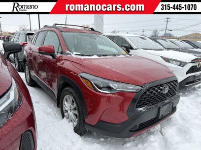 Used 2022 Toyota Corolla Cross LE w/ Black Badges Package (TMS)