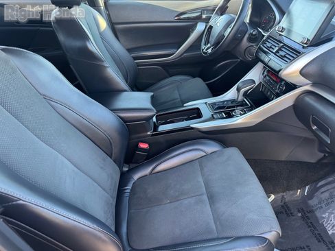 Used 2024 Mitsubishi Eclipse Cross SE image 12