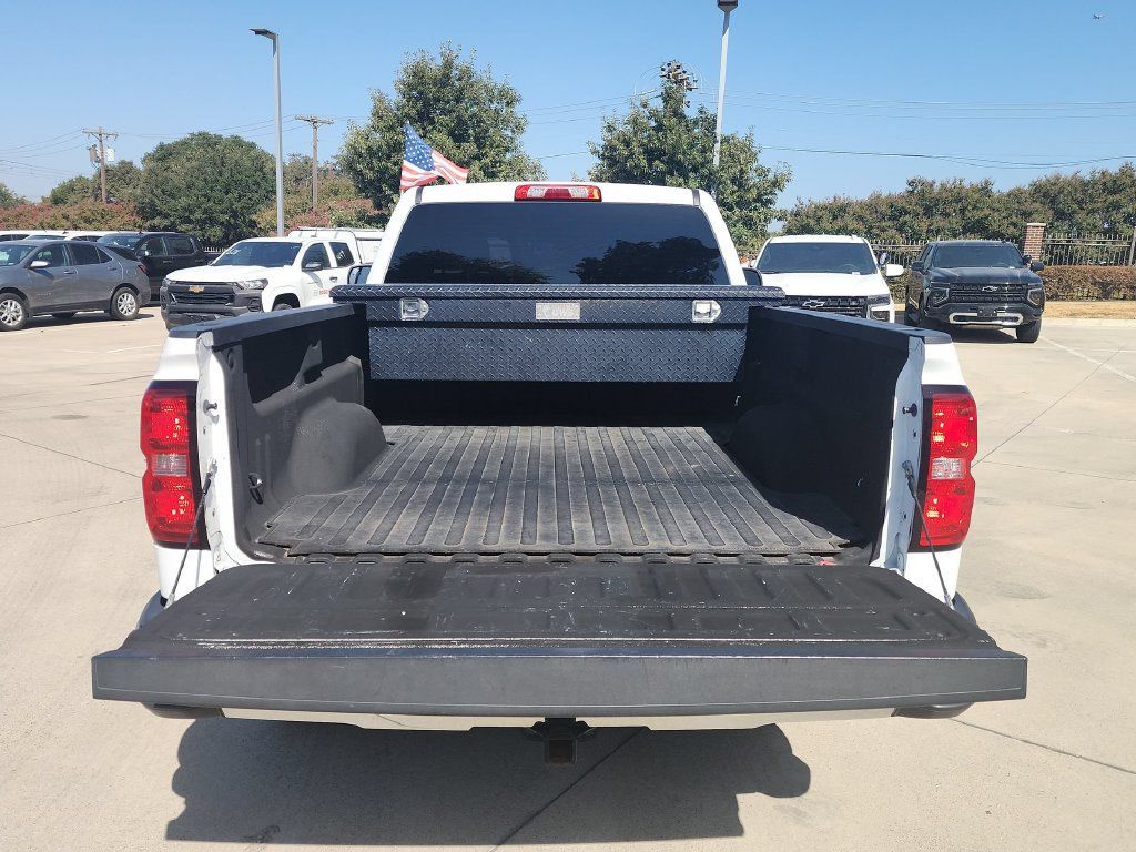 Used 2015 Chevrolet Silverado 1500 LT w/ LT Convenience Package AWD/4WD image 21
