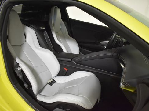 Used 2020 Chevrolet Corvette Stingray Coupe image 45