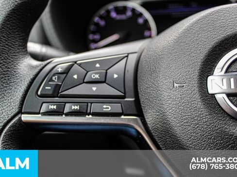 Used 2024 Nissan Sentra SV FWD image 24
