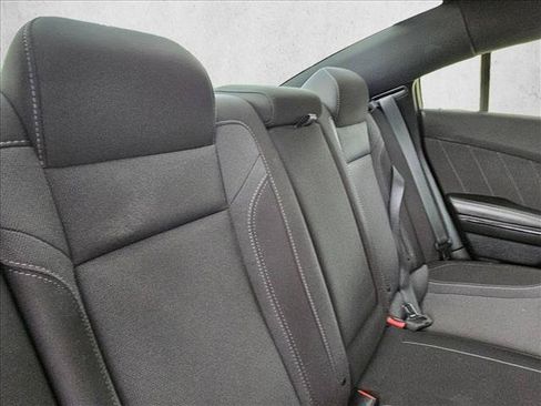 Used 2017 Dodge Charger R/T w/ Navigation & Travel Group RWD image 15
