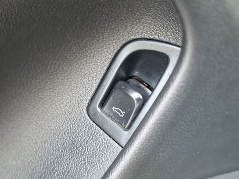 Used 2012 Audi A5 2.0T Premium Plus w/ Premium Plus Pkg image 18