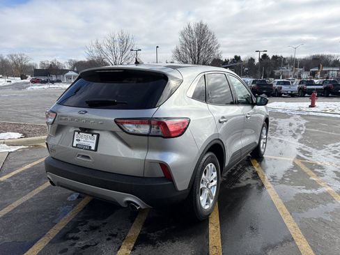 Used 2022 Ford Escape SE w/ Cold Weather Package image 6