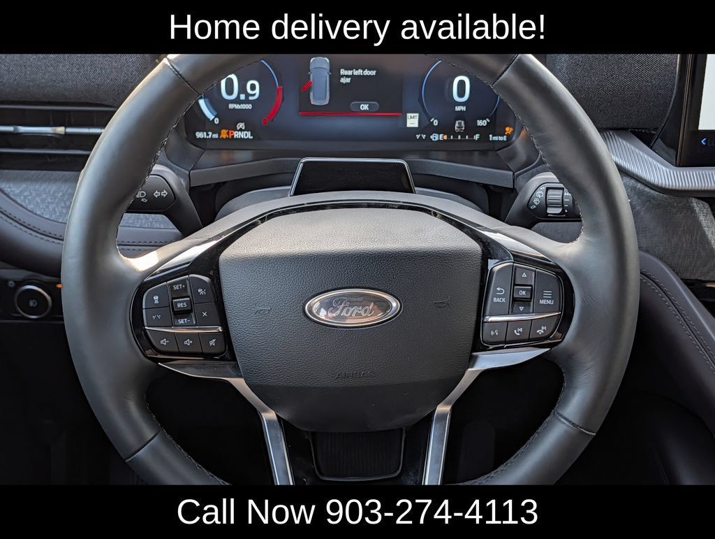 Used 2026 Ford Explorer Platinum RWD image 12