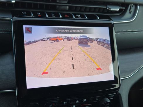 New 2025 Jeep Grand Cherokee L Overland w/ Trailer Tow Package AWD/4WD image 35