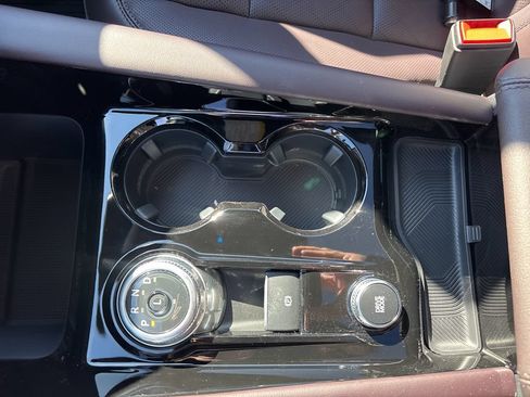 New 2026 Ford Explorer Platinum RWD image 29