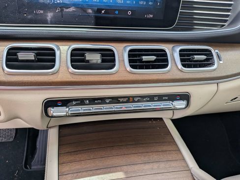 Used 2021 Mercedes-Benz GLE 350 image 23