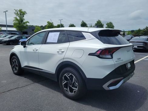 Certified 2025 Kia Sportage LX FWD image 6