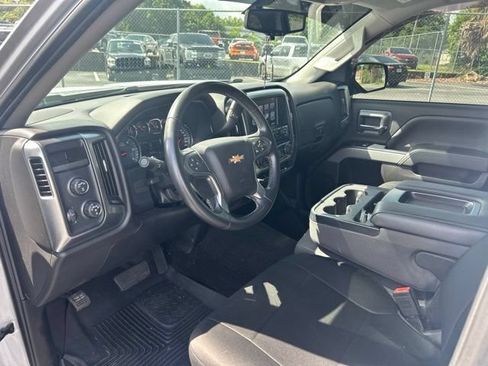 Used 2018 Chevrolet Silverado 1500 LT w/ Redline Edition AWD/4WD image 15