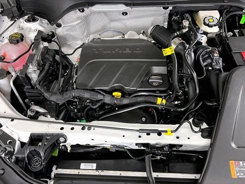 New 2026 Buick Envista Preferred image 2