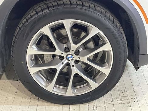 Used 2020 BMW X5 xDrive40i w/ Premium Package AWD/4WD image 14