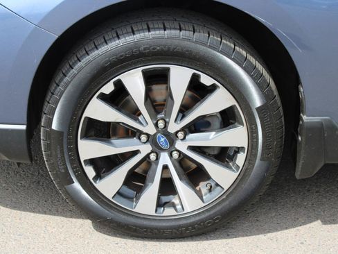 Used 2016 Subaru Outback 2.5i Limited AWD/4WD image 17
