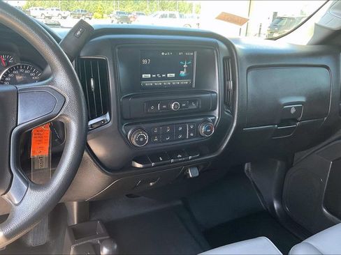Used 2019 Chevrolet Silverado 2500 W/T w/ WT Convenience Package AWD/4WD image 6