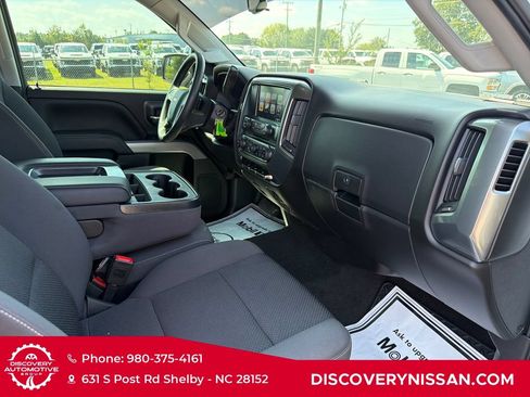 Used 2018 Chevrolet Silverado 1500 LT w/ All Star Edition AWD/4WD image 34
