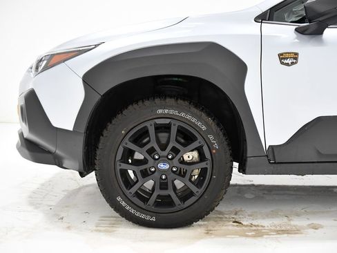 Used 2024 Subaru Crosstrek 2.5i Wilderness w/ Wilderness Package image 7