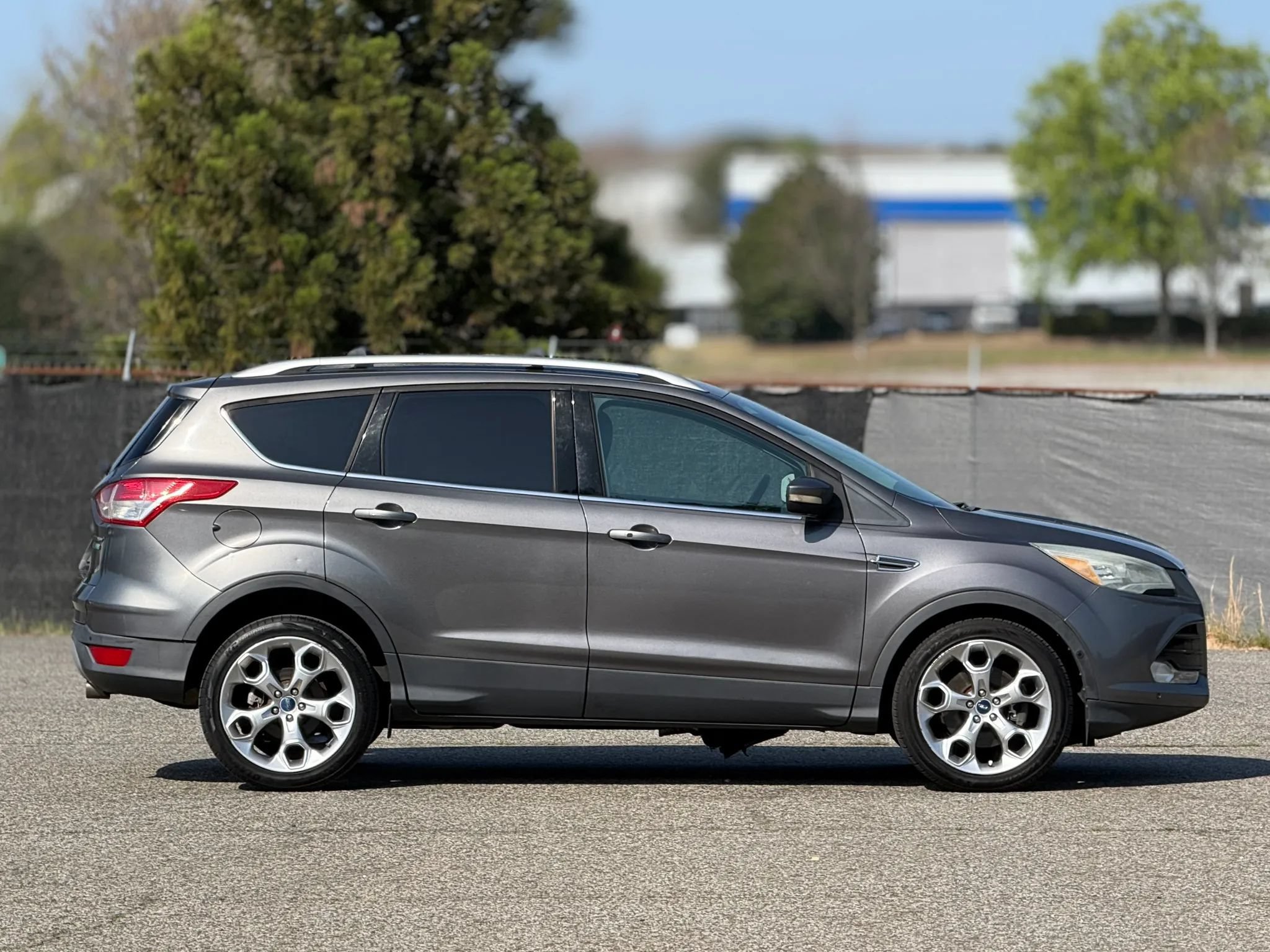 Used 2013 Ford Escape Titanium w/ Parking Technology Pkg FWD image 7