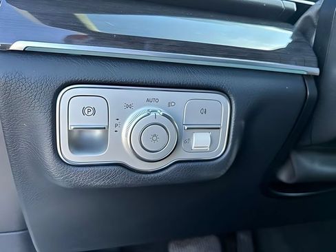 Used 2020 Mercedes-Benz GLE 350 4MATIC image 27