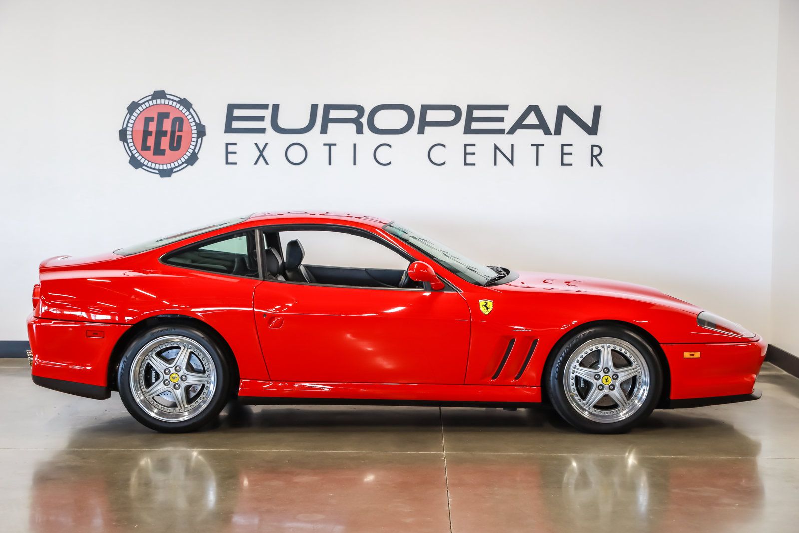Used 2000 Ferrari 550 Maranello Coupe RWD image 10