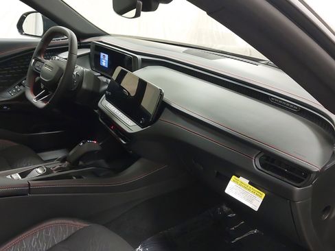 New 2026 Dodge Charger R/T w/ Driver Convenience Group AWD/4WD image 28
