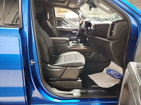 Used 2024 GMC Sierra 1500 Elevation w/ Preferred Package image 8